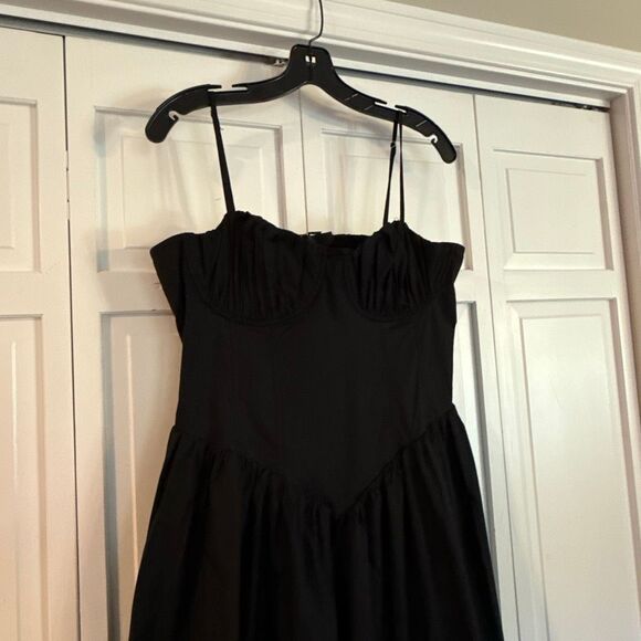 Future Collective NWT black corset bubble hem tank midi dress size M - Picture 6 of 13